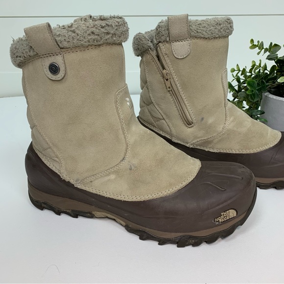 The North Face Women’s Snow Boots Size 11 - Picture 2 of 14